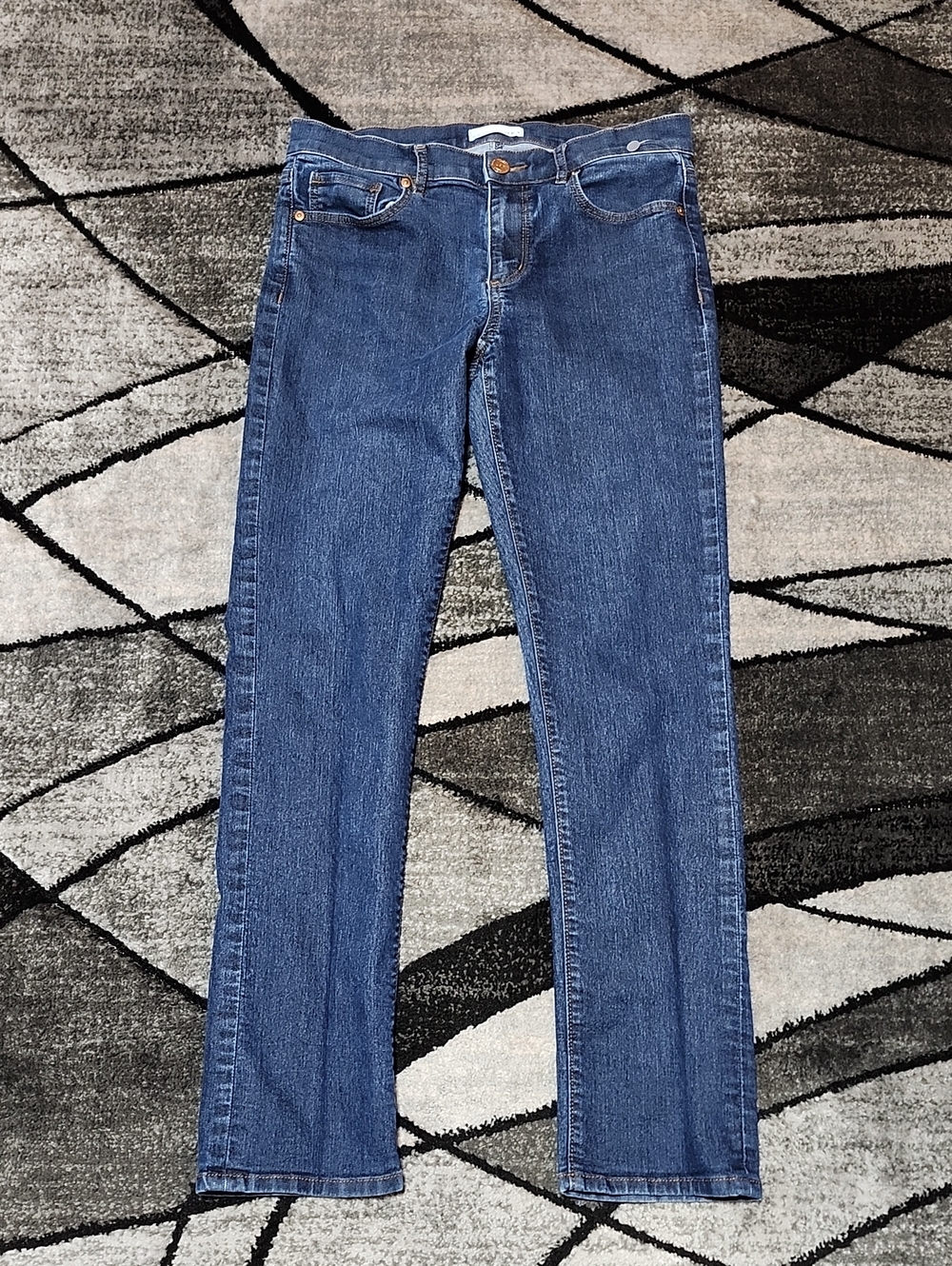 LOFT CLASSIC MID-RISE EMBROIDERED MEDIUM BLUE WASH MODERN STRAIGHT  DENIM JEAN